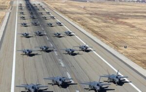 تصویر توجهبرانگیز از پایگاه آمریکا در امارات تصویر توجهبرانگیز از پایگاه آمریکا در امارات