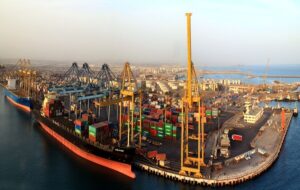 توزیع کالاهای اساسی بین بنادر مختلف کشور/افزایش نزدیک به ۳ برابری پهلودهی کشتی در بندر شهید رجایی توزیع کالاهای اساسی بین بنادر مختلف کشور/افزایش نزدیک به ۳ برابری پهلودهی کشتی در بندر شهید رجایی