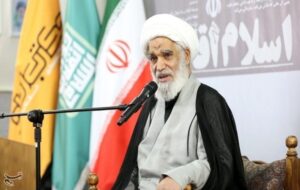 جهان در حال عبور از بلوک سلطه به گفتمان انقلاب اسلامی است جهان در حال عبور از بلوک سلطه به گفتمان انقلاب اسلامی است