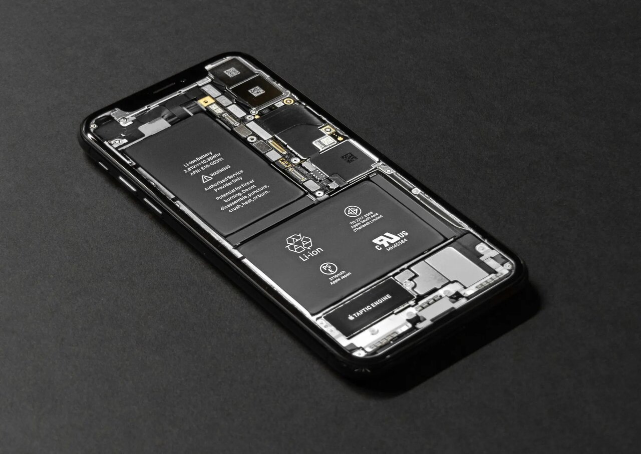 خداحافظی با داغ شدن موبایل / باتری جدید گرما را کنترل میکند پایان داغ شدن موبایل با یک باتری جدید