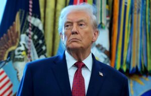 خوابهای ترامپ برای گرینلند و ونزوئلا از چه زمانی آغاز شد؟/ انتشار یک عکس قدیمی از ترامپ خبرساز شد خوابهای ترامپ برای گرینلند و ونزوئلا از چه زمانی آغاز شد؟/ انتشار یک عکس قدیمی از ترامپ خبرساز شد