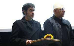 داغ جواد گنجی تا ابد جاودان است؛ سیاستمداران مخاطب سینما نیستند داغ جواد گنجی تا ابد جاودان است؛ سیاستمداران مخاطب سینما نیستند