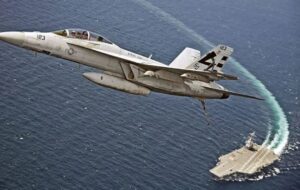 درگیری جنگندههای آمریکایی و چینی بر فراز دریای زرد درگیری جنگندههای آمریکایی و چینی بر فراز دریای زرد