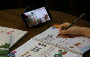 روایت یک نسل که کمتر به مدرسه رفت؛ آموزش در محاصره بحرانها روایت یک نسل که کمتر به مدرسه رفت؛ آموزش در محاصره بحرانها