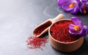 زعفران تقلبی؛ معضل بزرگ بازار است | نقش صنف چاپخانه داران در توزیع گسترده طلای سرخ جعلی زعفران تقلبی؛ معضل بزرگ بازار است | نقش صنف چاپخانه داران در توزیع گسترده طلای سرخ جعلی