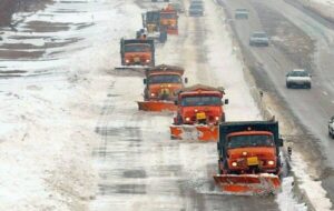 سامانه بارشی کشور را فرا میگیرد/ ۸ هزار راهدار آماده اجرای عملیات راهداری زمستانی سامانه بارشی کشور را فرا میگیرد/ ۸ هزار راهدار آماده اجرای عملیات راهداری زمستانی