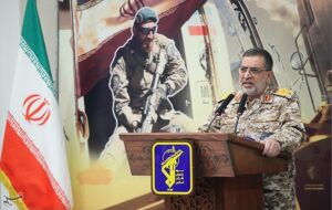 سخنگوی سپاه: 50 سرویس اطلاعاتی و گروهک تروریستی در اغتشاشات فعال بودند سخنگوی سپاه: 50 سرویس اطلاعاتی و گروهک تروریستی در اغتشاشات فعال بودند