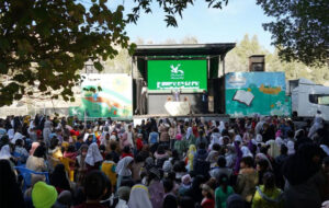 سفر تماشاخانه سیار کانون پرورش فکری کودکان در دل آبهای خلیج فارس سفر تماشاخانه سیار کانون پرورش فکری کودکان در دل آبهای خلیج فارس