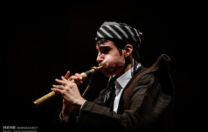 «شب آئین هنر و موسیقی» در پایتخت آغاز شد؛ شنیدن اعجاز موسیقی کُردها «شب آئین هنر و موسیقی» در پایتخت آغاز شد؛ شنیدن اعجاز موسیقی کُردها