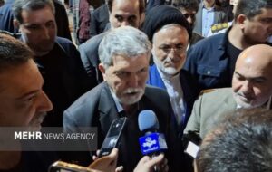 صالحی: جشنواره هنرهای تجسمی با محوریت آب آغاز یک مسیر فرهنگی مستمر است صالحی: جشنواره هنرهای تجسمی با محوریت آب آغاز یک مسیر فرهنگی مستمر است