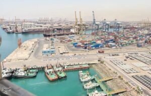 ظرفیت کانتینری بنادر هرمزگان 200 هزار TEU افزایش یافت ظرفیت کانتینری بنادر هرمزگان 200 هزار TEU افزایش یافت