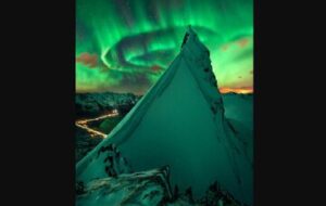 عکس روز ناسا از درخشش سبزرنگ شفق قطبی عکس روز ناسا از درخشش سبزرنگ شفق قطبی