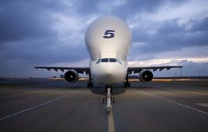 غول ایرباس به آخر خط رسید / پایان افسانه نهنگ سفید در آسمان غول ایرباس به آخر خط رسید / پایان افسانه نهنگ سفید در آسمان