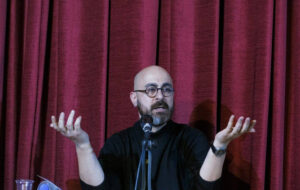 فروریختن روایت قدرت با خشونت بدون خون «دوشس ملفی» فروریختن روایت قدرت با خشونت بدون خون «دوشس ملفی»