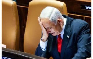 فشار شدید مقامات اسرائیل به نتانیاهو / باید از قدرت کنارهگیری کنی! فشار شدید مقامات اسرائیل به نتانیاهو / باید از قدرت کنارهگیری کنی!