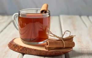 مصرف چای و کافئین در بارداری مضر است؟ مصرف چای و کافئین در بارداری مضر است؟