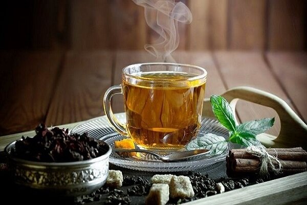 مصرف چای و کافئین در بارداری مضر است؟ مصرف چای و کافئین در بارداری مضر است؟