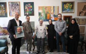 معاون صدا از گوینده پیشکسوت رادیو تجلیل کرد؛ میکروفن امانت مردم است معاون صدا از گوینده پیشکسوت رادیو تجلیل کرد؛ میکروفن امانت مردم است