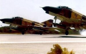 ناگفتههایی خلبانان هوانیروز از جنگ؛ آمادهسازی 142 جنگنده در 17 ساعت ناگفتههایی خلبانان هوانیروز از جنگ؛ آمادهسازی 142 جنگنده در 17 ساعت