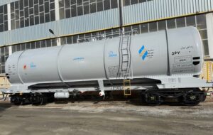 نخستین واگن حمل بنزین ساخت ایران در اراک رونمایی شد+عکس نخستین واگن حمل بنزین ساخت ایران در اراک رونمایی شد+عکس