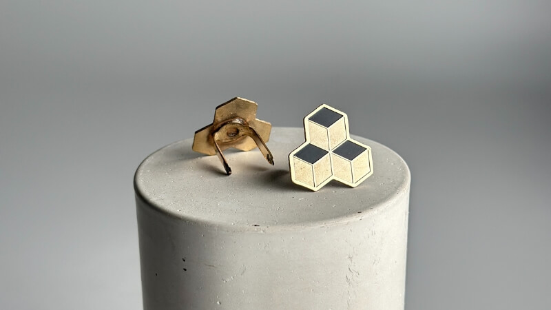 نقش استراتژیک بج سینه در برندسازی نقش استراتژیک بج سینه در برندسازی