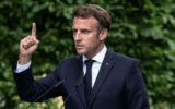 هشدار ماکرون/ اروپا نباید از گفتوگو با روسیه کنار گذاشته شود هشدار ماکرون/ اروپا نباید از گفتوگو با روسیه کنار گذاشته شود
