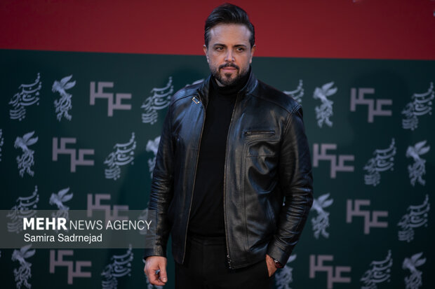 همکاری محسن تنابنده با منوچهر هادی؛ جنگ ۱۲ روزه سوژه سریال نوروزی شد همکاری محسن تنابنده با منوچهر هادی؛ جنگ ۱۲ روزه سوژه سریال نوروزی شد