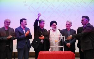 واگذاری زمین به ۵۷ خانواده مشمول قانون جوانی جمعیت در شهرستان نطنز واگذاری زمین به ۵۷ خانواده مشمول قانون جوانی جمعیت در شهرستان نطنز