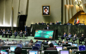 وزارت بهداشت مانع افزایش ظرفیت پزشکی و دندانپزشکی است وزارت بهداشت مانع افزایش ظرفیت پزشکی و دندانپزشکی است