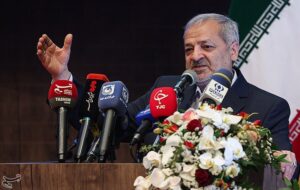 وزیر آموزش و پرورش: باورهای دینی بین دانشآموزان زنده ست وزیر آموزش و پرورش: باورهای دینی بین دانشآموزان زنده ست