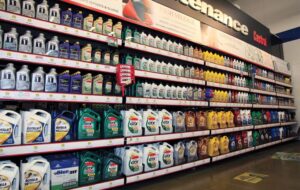 وقتی خودرو میلیاردی است، روغن یک میلیونی دیگر گران نیست وقتی خودرو میلیاردی است، روغن یک میلیونی دیگر گران نیست