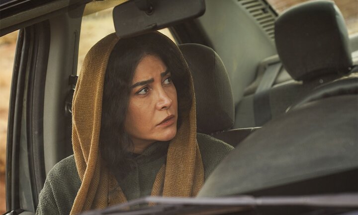 وقتی «سقف» فرو میریزد اما امید رنگ نمیبازد؛ چالشهای فرمی محافظهکار