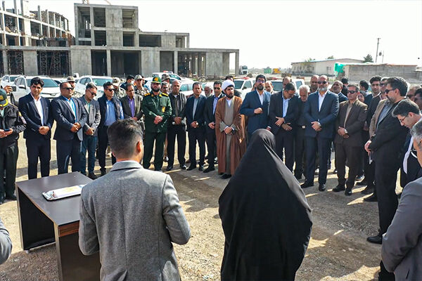 ویدئو| آیین افتتاح و بهره برداری از پروژه های راه و مسکن در شهرستانهای کهنوج و فاریاب جنوب کرمان - فیلم دهه فجر