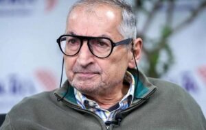 پیشبینی زیباکلام از نتیجه مذاکرات و احتمال وقوع جنگ پیشبینی زیباکلام از نتیجه مذاکرات و احتمال وقوع جنگ