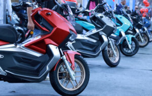 کاهش قدرت خرید، صنعت موتورسیکلت را به لبه تعطیلی رساند کاهش قدرت خرید، صنعت موتورسیکلت را به لبه تعطیلی رساند