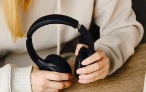 کشف مواد شیمیایی سمی در هدفونهای این برندها کشف مواد شیمیایی سمی در هدفونهای این برندها