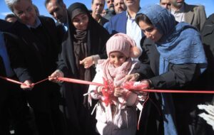 ۶۵ کیلومتر راه و بزرگراه به ارزش ۲۷۰۰ میلیارد تومان در استان مرکزی افتتاح شد ۶۵ کیلومتر راه و بزرگراه به ارزش ۲۷۰۰ میلیارد تومان در استان مرکزی افتتاح شد