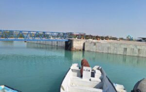 ۷ طرح دریایی و بندری در هرمزگان به ثمر نشست/ سرمایهگذاری ۲۹ میلیون یورویی بهینهسازی تجهیزات بندری در بندر شهید رجایی ۷ طرح دریایی و بندری در هرمزگان به ثمر نشست/ سرمایهگذاری ۲۹ میلیون یورویی بهینهسازی تجهیزات بندری در بندر شهید رجایی