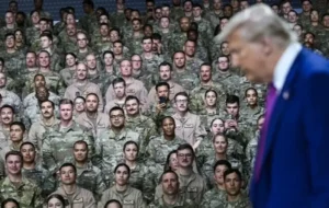 ادعای جنجالی بلومبرگ درباره حمله زمینی آمریکا به ایران + جزئیات ادعای جنجالی بلومبرگ درباره حمله زمینی آمریکا به ایران + جزئیات