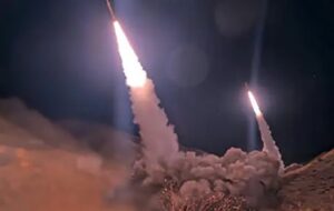 حمله موشکی به مقر وزارت جنگ اسرائیل / حزبالله صبح آتشینی برای اسرائیلیها رقم زد حمله موشکی به مقر وزارت جنگ اسرائیل / حزبالله صبح آتشینی برای اسرائیلیها رقم زد