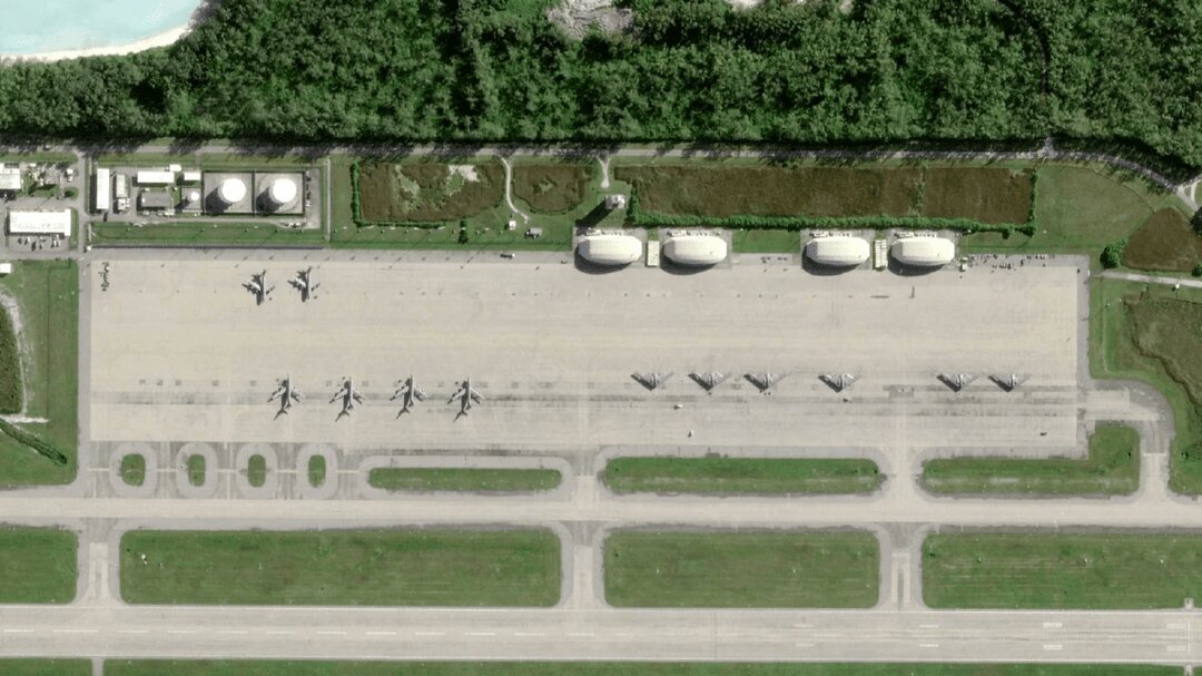 واکنش تند انگلیس به حمله موشکی ایران به پایگاه دیهگو گارسیا/ ایران تنگه هرمز را گروگان گرفت واکنش تند انگلیس به حمله موشکی ایران به پایگاه دیهگو گارسیا/ ایران تنگه هرمز را گروگان گرفت