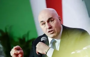 واکنش وزیر دفاع ایتالیا به جنگ علیه ایران واکنش وزیر دفاع ایتالیا به جنگ علیه ایران