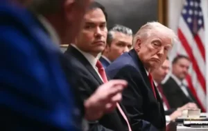 ادعای جنجالی ترامپ: تسلط کامل بر کشتی ایرانی پس از هدفگیری ادعای جنجالی ترامپ: تسلط کامل بر کشتی ایرانی پس از هدفگیری