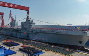 بزرگترین ناو پهپادبر جهان راهی ماموریت شد/ هدف کجاست؟ + تصاویر بزرگترین ناو پهپادبر جهان راهی ماموریت شد/ هدف کجاست؟ + تصاویر