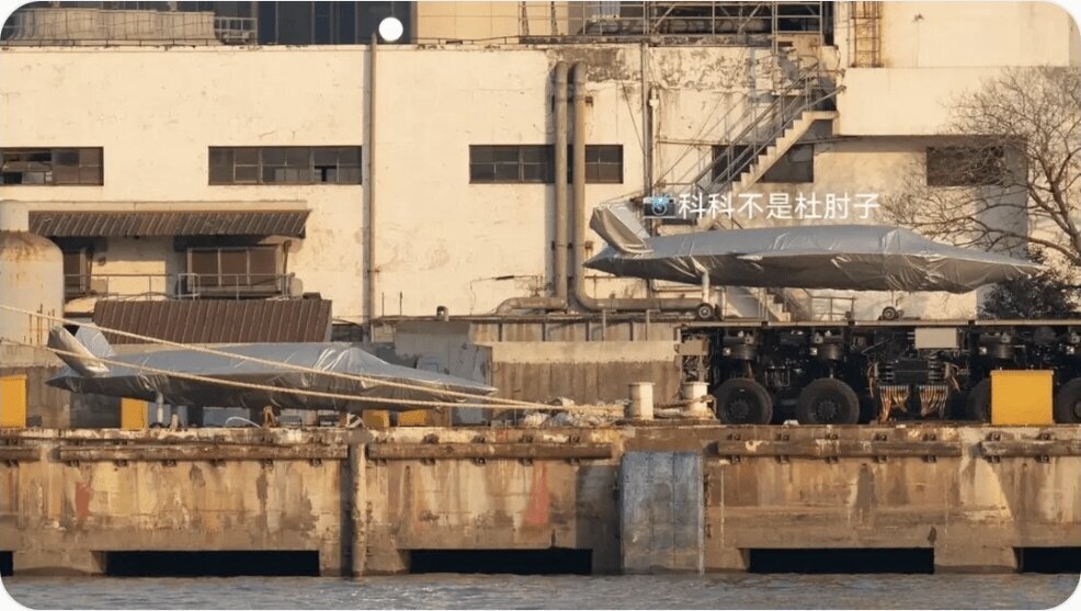 بزرگترین ناو پهپادبر جهان راهی ماموریت شد/ هدف کجاست؟ + تصاویر بزرگترین ناو پهپادبر جهان راهی ماموریت شد/ هدف کجاست؟ + تصاویر