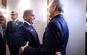 در گفتگوی ۴۵ دقیقهای پزشکیان با نخست وزیر پاکستان چه گذشت؟ در گفتگوی ۴۵ دقیقهای پزشکیان با نخست وزیر پاکستان چه گذشت؟