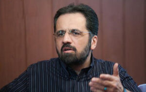 روایتی از ۵۰ شب ایستادگی؛ طنین «بزن که خوب میزنی» از تهران تا فرانسه روایتی از ۵۰ شب ایستادگی؛ طنین «بزن که خوب میزنی» از تهران تا فرانسه