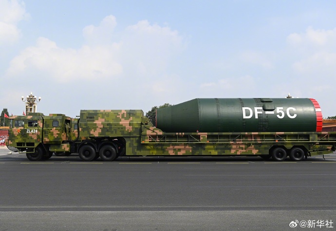 رونمایی از موشک قاره پیمای چین؛ رسیدن به هر نقطه جهان ممکن شد + عکس رونمایی از موشک قاره پیمای چین؛ رسیدن به هر نقطه جهان ممکن شد + عکس