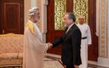 علت سفر عراقچی به عمان چه بود؟ علت سفر عراقچی به عمان چه بود؟