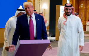 فشار عربستان بر ترامپ برای پایان محاصره تنگه هرمز/ دلیل ترس بن سلمان چیست؟ فشار عربستان بر ترامپ برای پایان محاصره تنگه هرمز/ دلیل ترس بن سلمان چیست؟